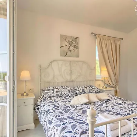 Holiday home Bianchera